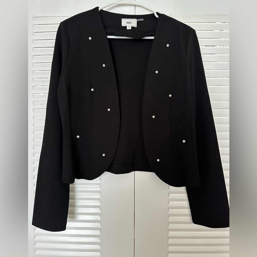 Have Blazer black and pearls